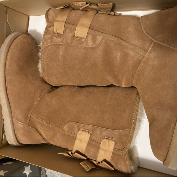 Ugg ribbon everleigh boots - Picture 2 of 5